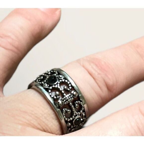 Bundle Sale 3 for $15 | Silver Tone Size 7.5 Rhinestone Ring - Picture 1 of 7